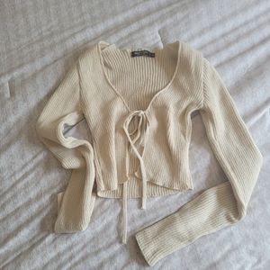 Nasty Gal Sweater top (NWOT) Small, cream/beige